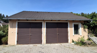 CSODÁS KÖRNYEZETBEN CSALÁDI HÁZ ELADÓ!