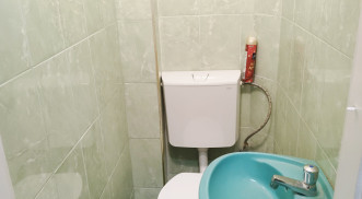 KÉNYELMES 1 EMELETI LAKÁS A BELVÁROSBAN ELADÓ!