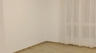 FÖLDSZINTEN, ÚJSZERŰ LAKÁS ELADÓ!