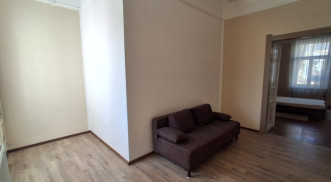 FELÚJÍTOTT, BELVÁROSI LAKÁS ELADÓ!