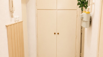 1 SZOBÁS LAKÁS KÖZEL A KOSUTH TÉRHEZ ELADÓ!!