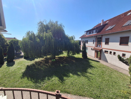 A KECELHEGYI LAKÓPARKBAN  1 SZOBÁS, ERKÉLYES LAKÁS ELADÓ!
