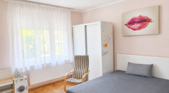 KÉNYELMES, JÓ ÁLLAPOTÚ CSALÁDI HÁZ ELADÓ!