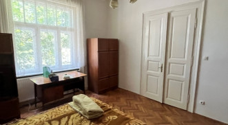 GONDOZOTT CSALÁDI HÁZ A DONNERI VÁROSRÉSZBEN ELADÓ!