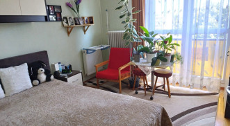 KAPOSVÁRON A HONVÉD UTCÁBAN 3 SZOBÁS LAKÁS ELADÓ!