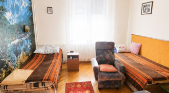 KAPOSVÁRON JÓ ÁLLAPOTÚ CSALÁDI HÁZ ELADÓ!