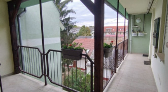 ELEGÁNS, MODERN, FIATALOS LAKÁS A BELVÁROSBAN ELADÓ!