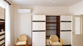 2 HÁLÓSZOBA, NAPPALIS CSALÁDI HÁZ AZ SPARK KÖZELÉBEN ELADÓ!